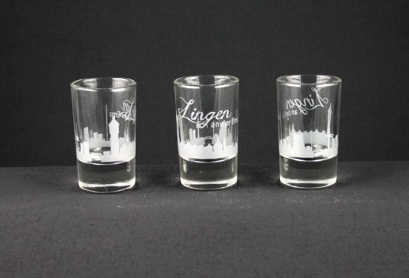 Schnapsglas mit Lingener Skyline